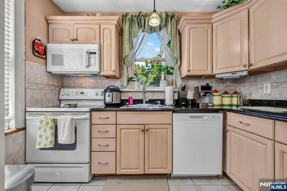 30 Elm Street Ridgefield Park, NJ 07660