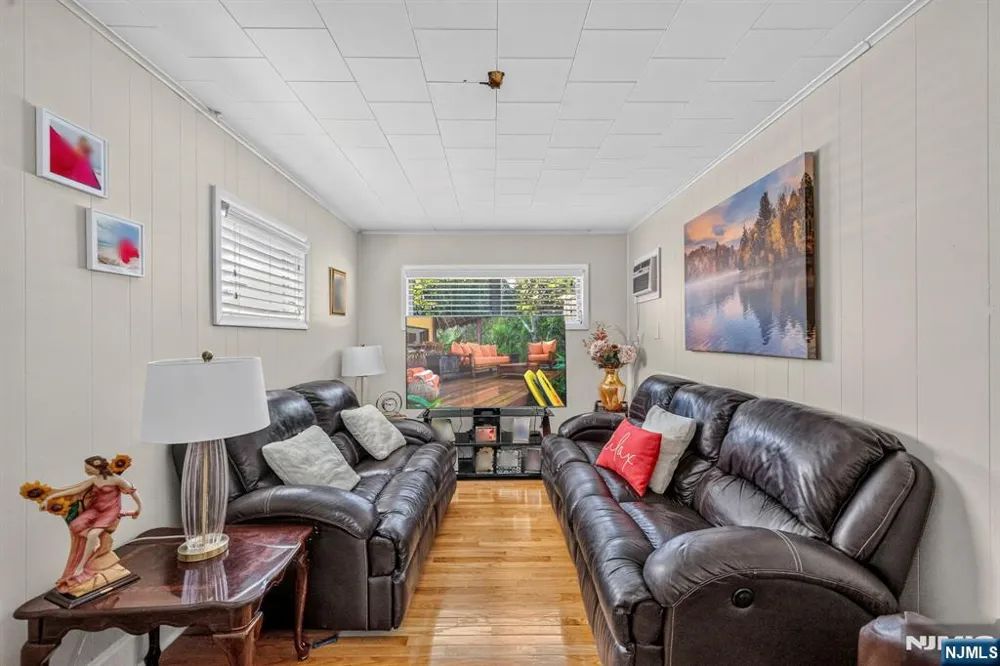 30 Elm Street Ridgefield Park, NJ 07660