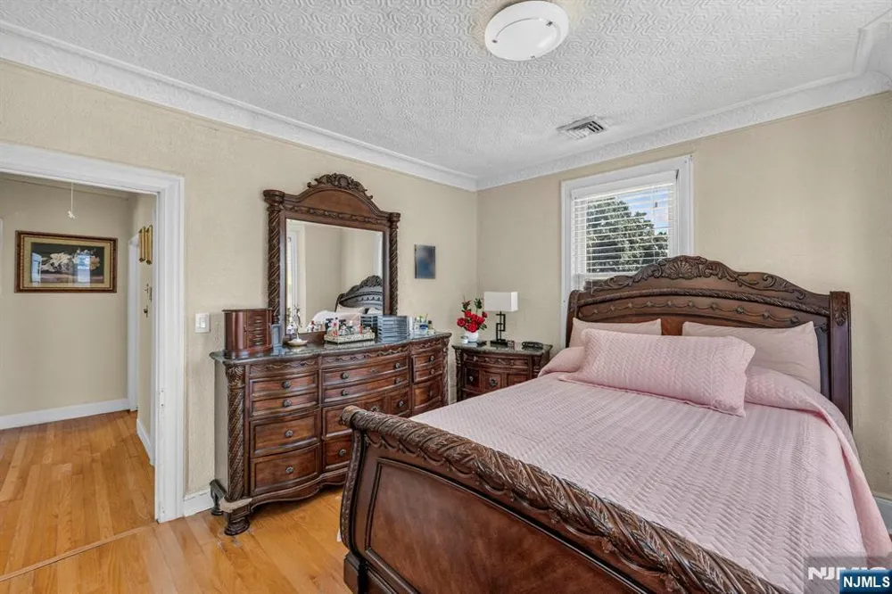 30 Elm Street Ridgefield Park, NJ 07660