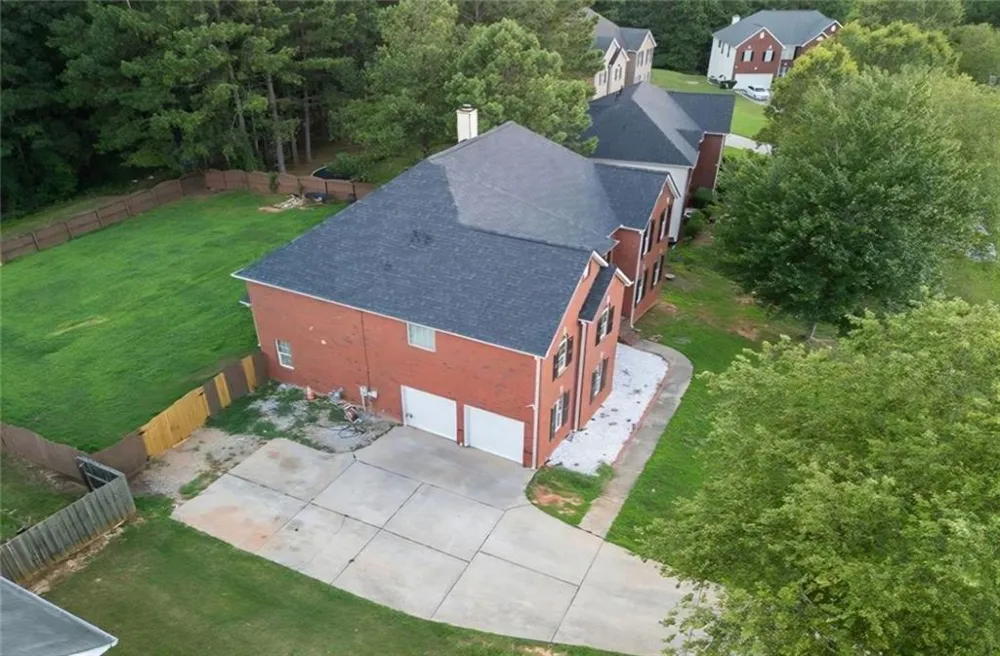 10208 Hemlock Way Jonesboro, GA 30238