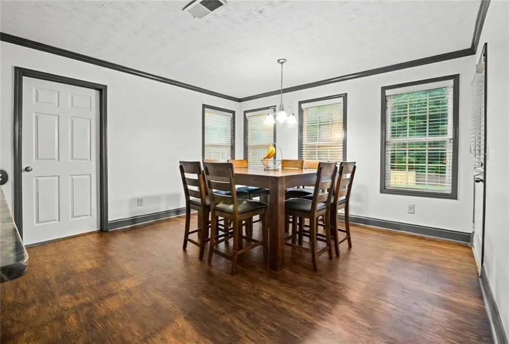10208 Hemlock Way Jonesboro, GA 30238