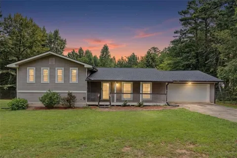 576 Cross Plains Road