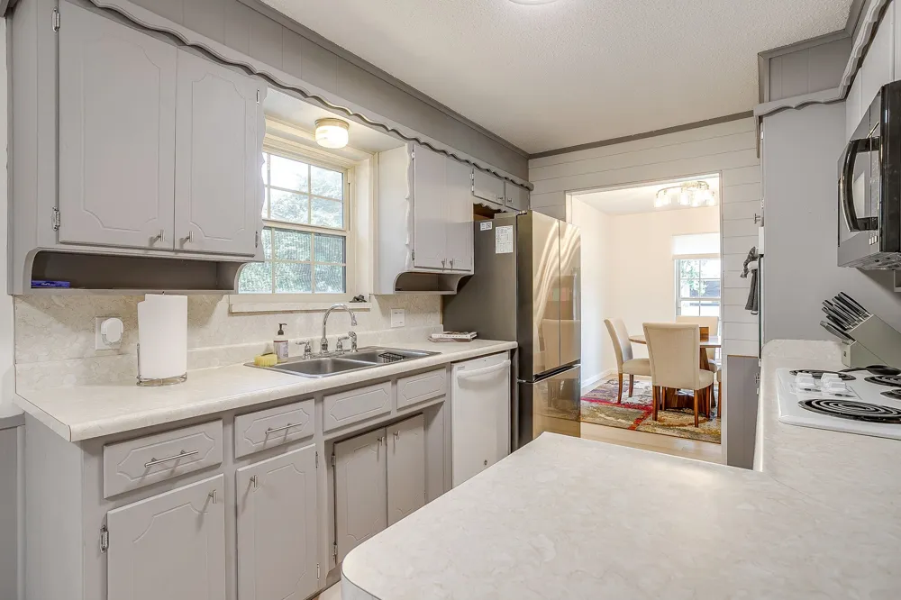 441 W Pleasantview Drive Hurst, TX 76054