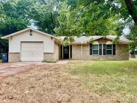 2207 Clover Park Drive