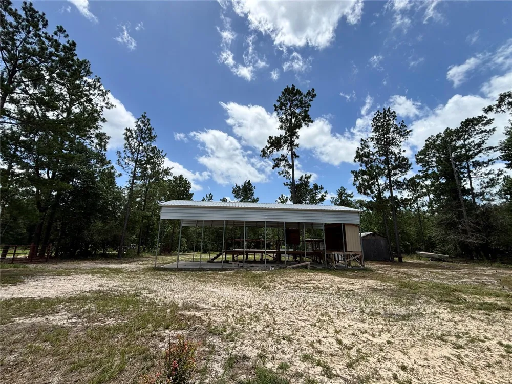 1603 Dammom Lane Kountze, TX 77663