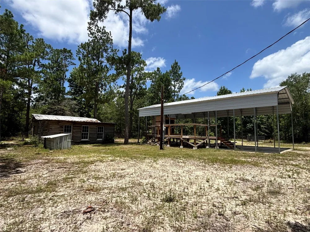 1603 Dammom Lane Kountze, TX 77663