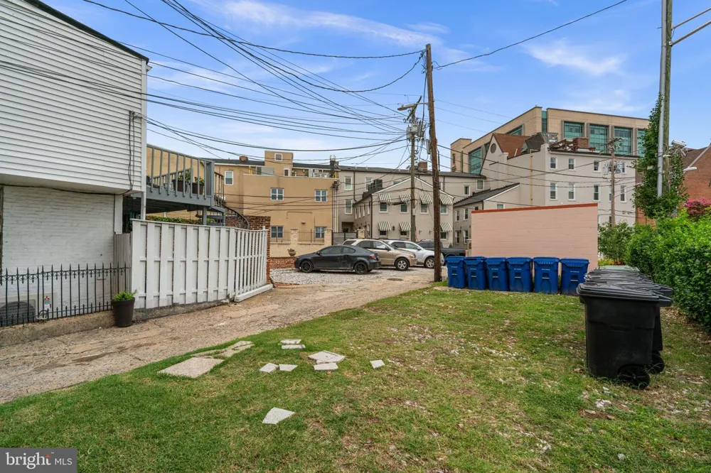 821 MARTIN LUTHER KING JR BOULEVARD Baltimore, MD 21201
