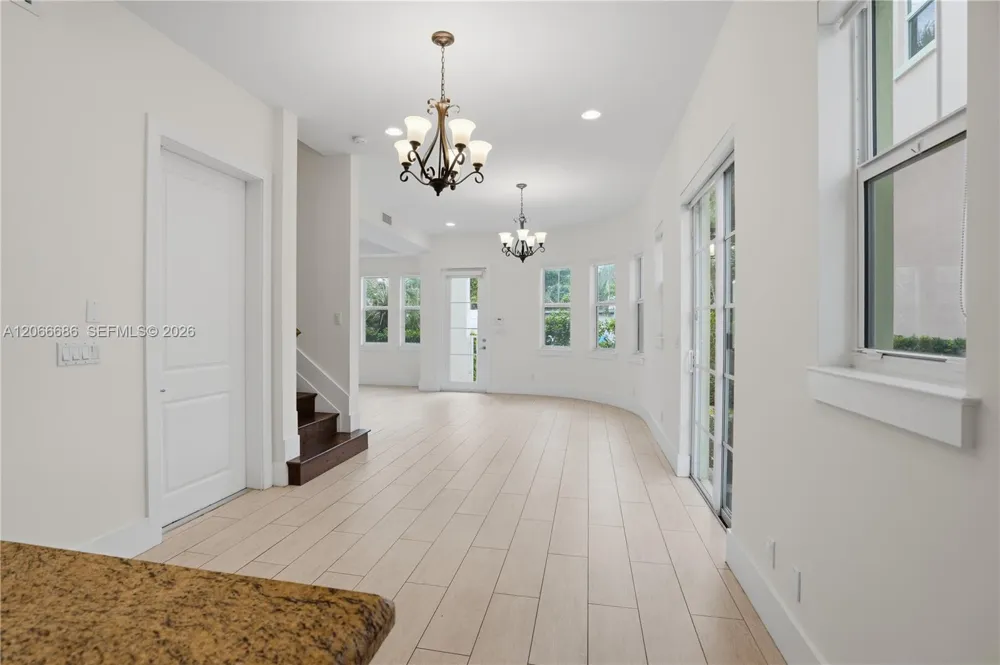 1749 NE 9th St Fort Lauderdale, FL 33304