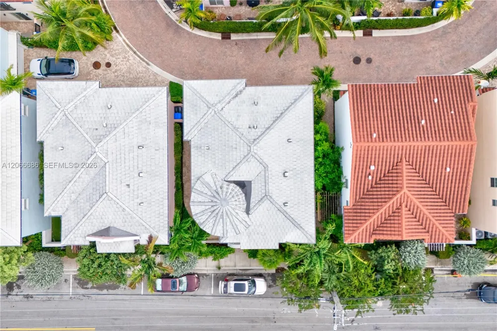 1749 NE 9th St Fort Lauderdale, FL 33304