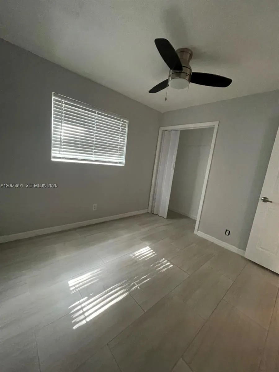 5271 NE 8th Ter Deerfield Beach, FL 33064