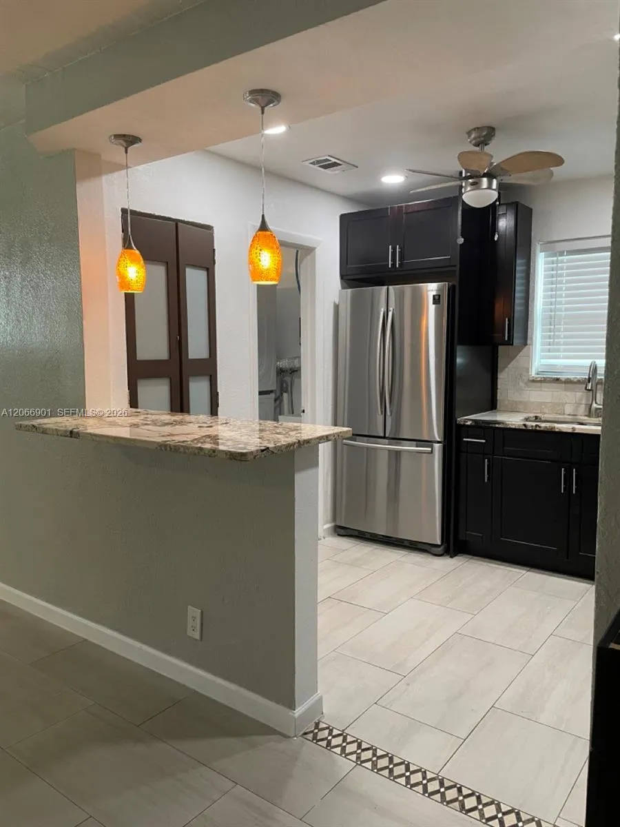 5271 NE 8th Ter Deerfield Beach, FL 33064