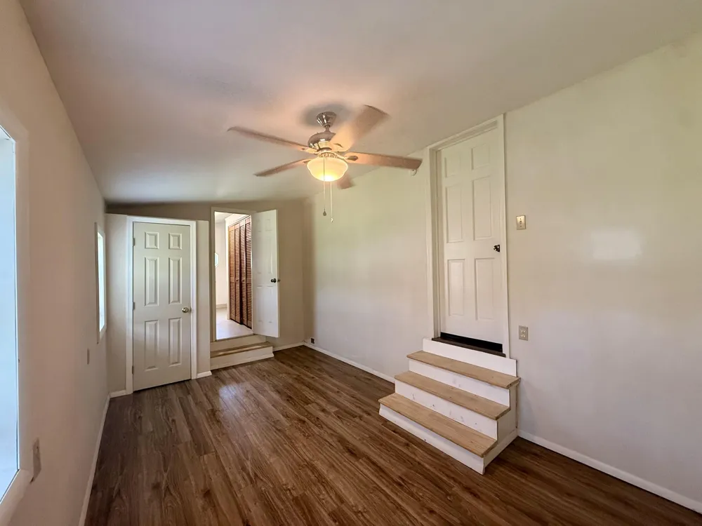 16 Paula Lane Green Creek, NJ 08204