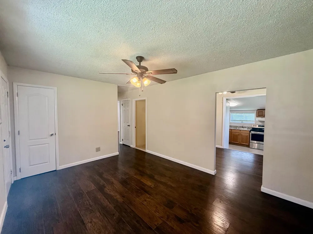 16 Paula Lane Green Creek, NJ 08204