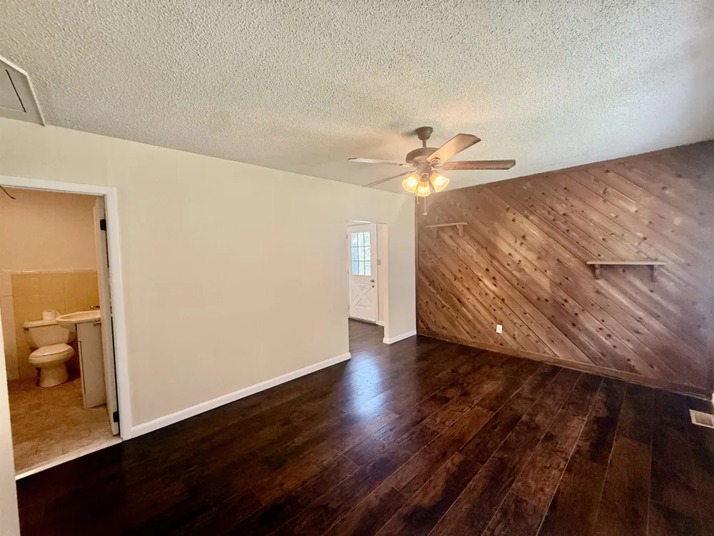 16 Paula Lane Green Creek, NJ 08204