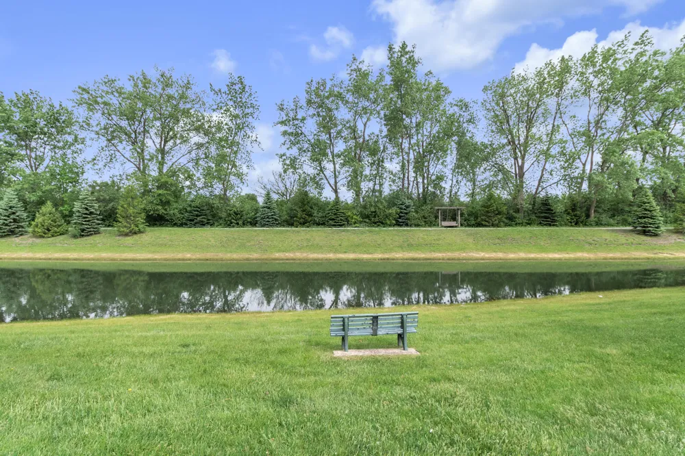 883 Flagstone Drive Dyer, IN 46311