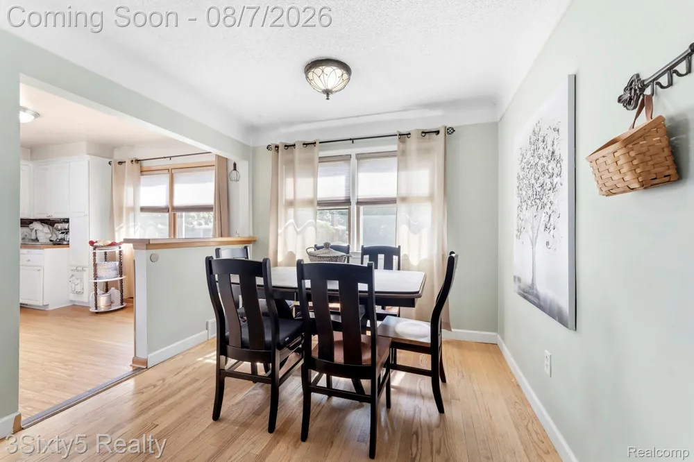 1780 Trenton Drive Trenton City, MI 48183