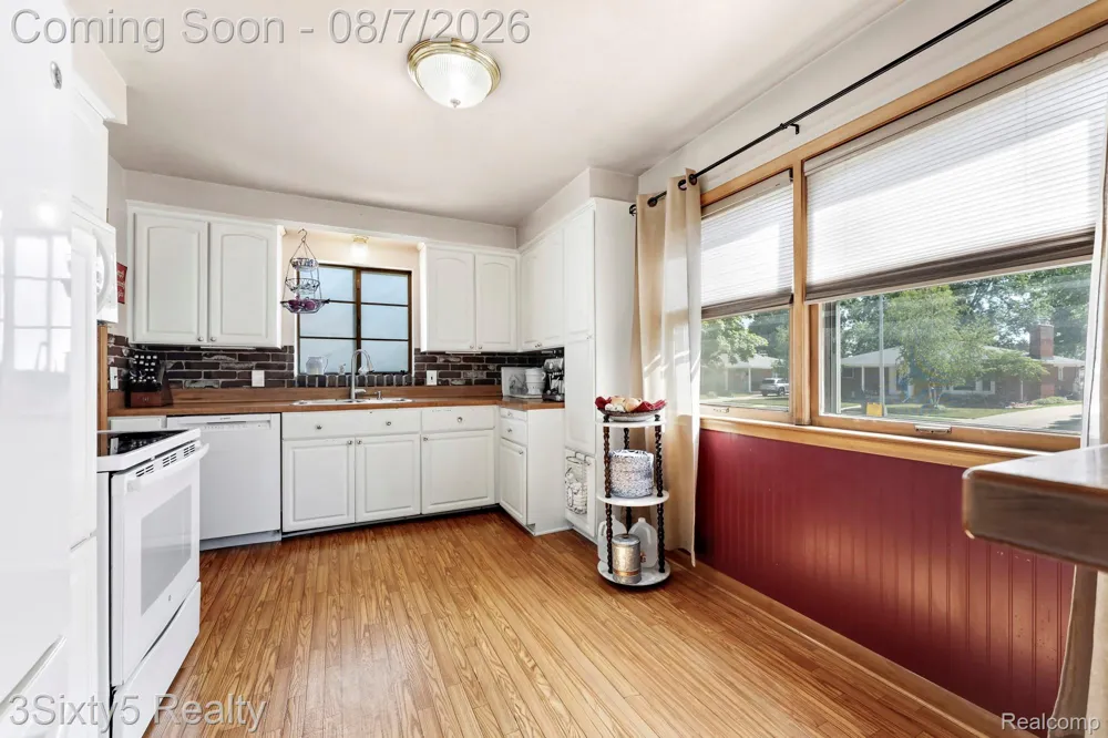 1780 Trenton Drive Trenton City, MI 48183