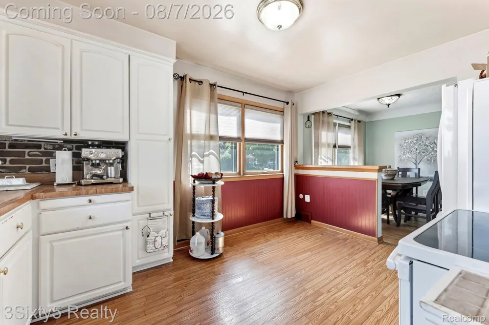 1780 Trenton Drive Trenton City, MI 48183