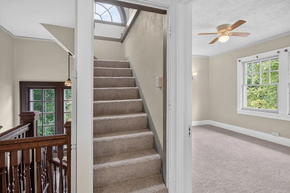1504 Greenwood Avenue Jackson City, MI 49203