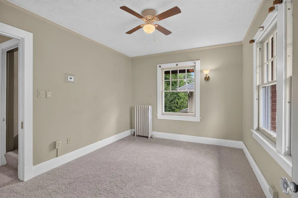 1504 Greenwood Avenue Jackson City, MI 49203