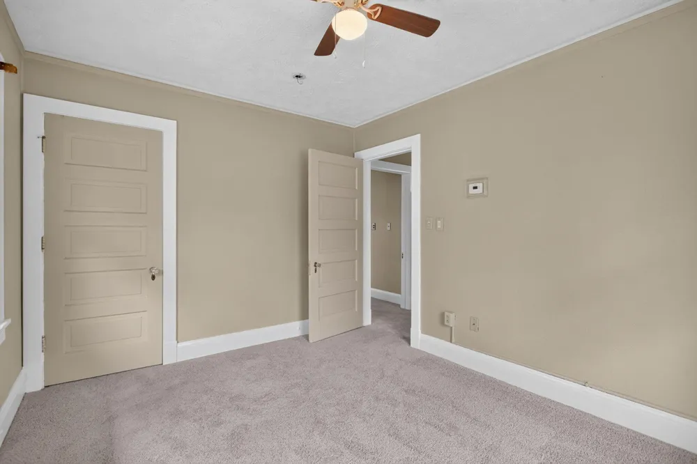 1504 Greenwood Avenue Jackson City, MI 49203