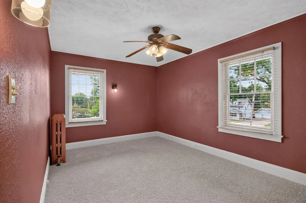 1504 Greenwood Avenue Jackson City, MI 49203