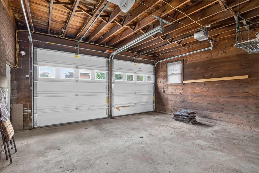 1504 Greenwood Avenue Jackson City, MI 49203