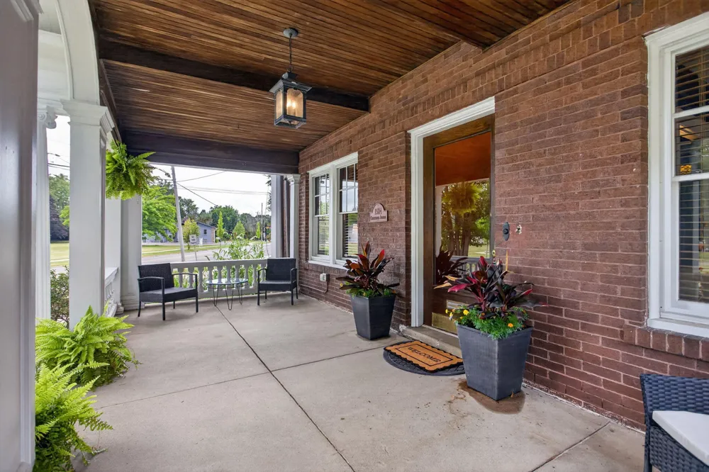 1504 Greenwood Avenue Jackson City, MI 49203