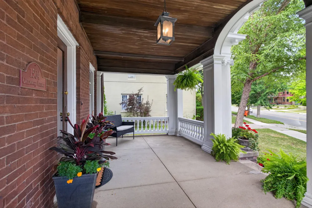 1504 Greenwood Avenue Jackson City, MI 49203