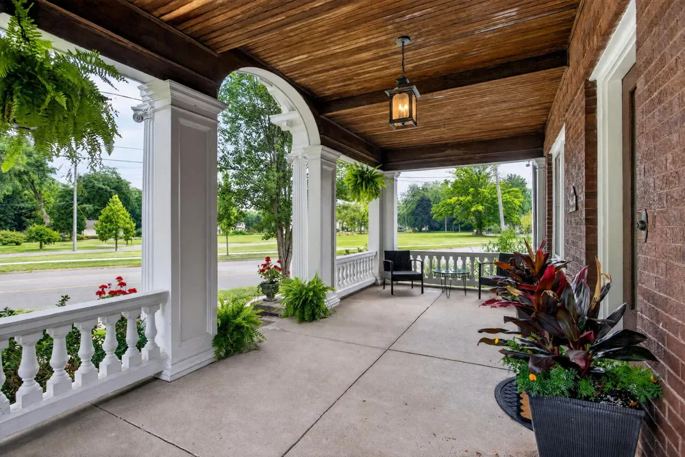 1504 Greenwood Avenue Jackson City, MI 49203