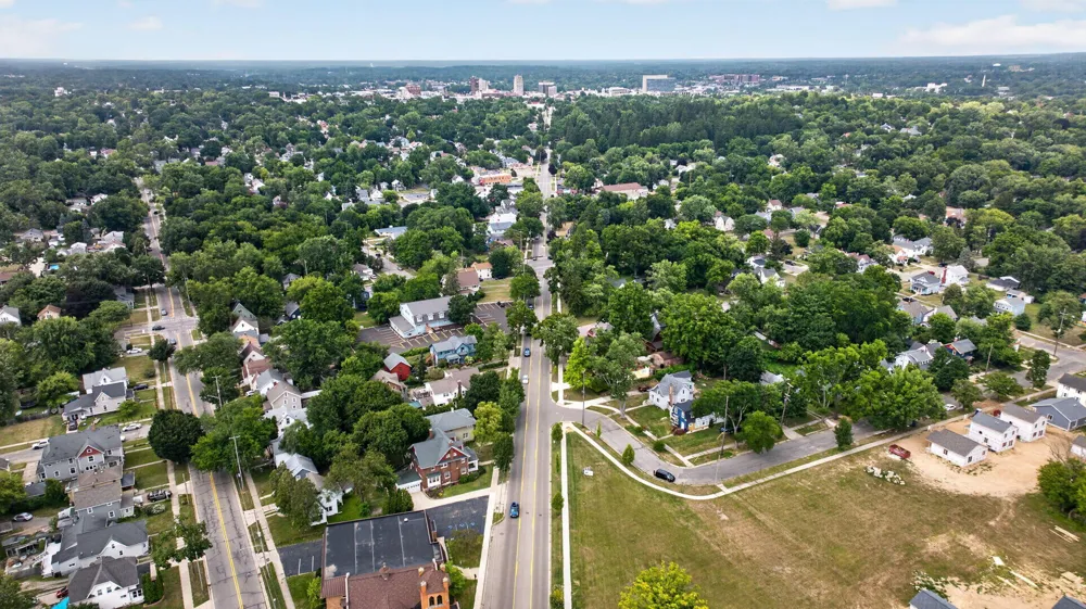 1504 Greenwood Avenue Jackson City, MI 49203
