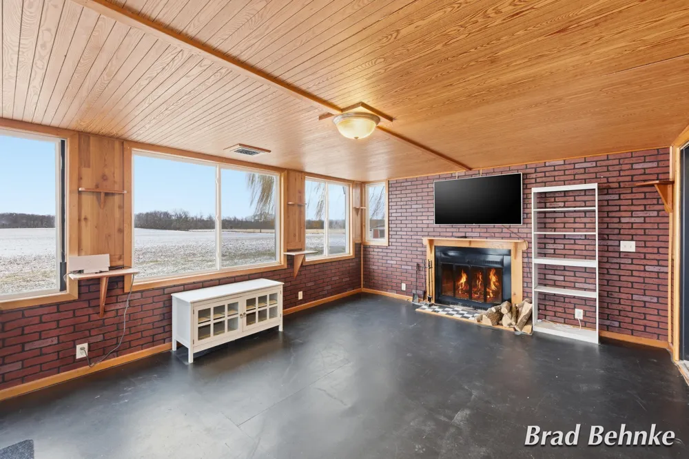 3667 Bradford Road Easton Township, MI 48846
