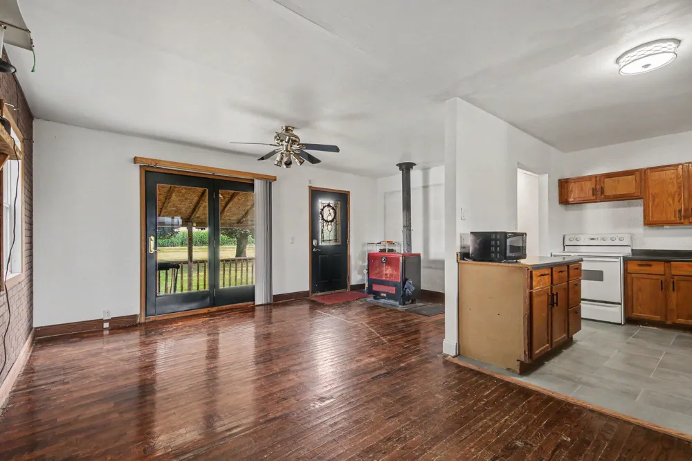 3667 Bradford Road Easton Township, MI 48846
