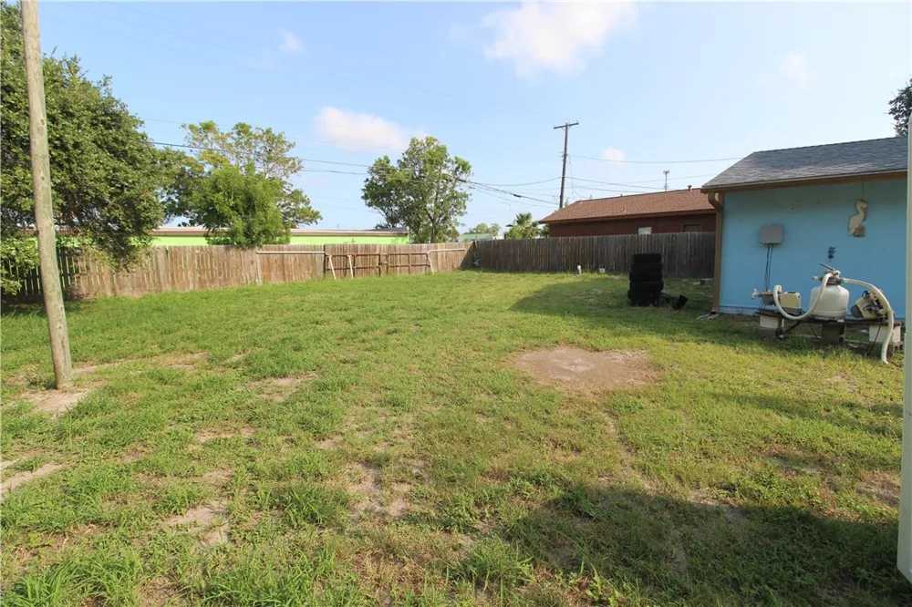 617 Houston Street Aransas Pass, TX 78336