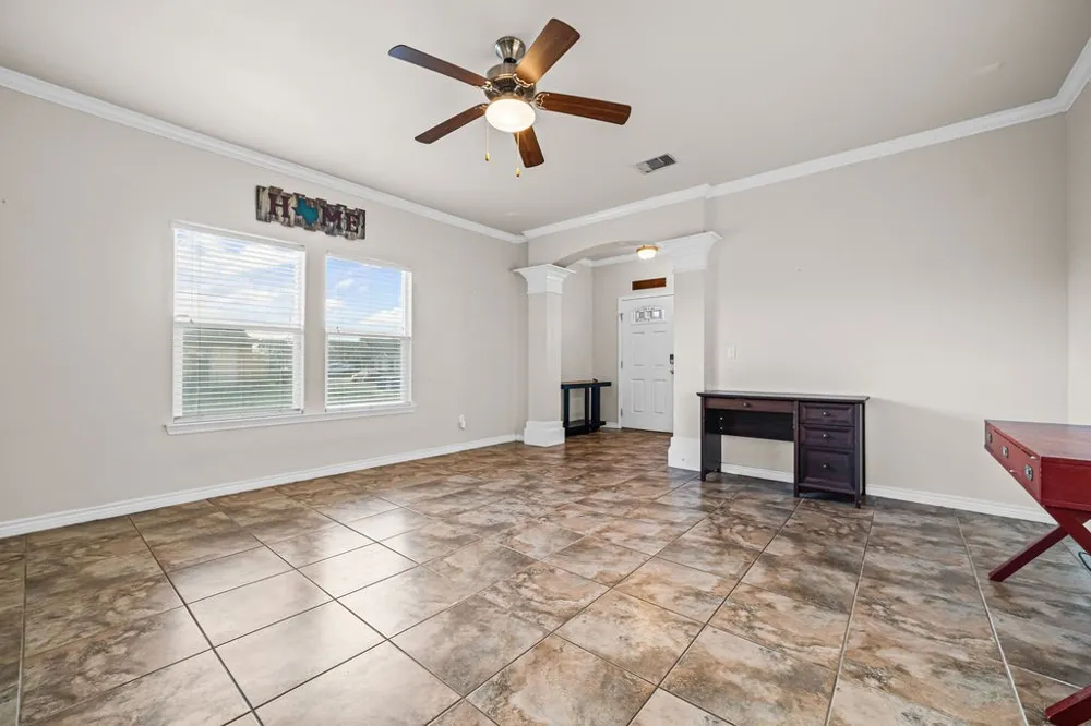 2201 Mangrove Portland, TX 78374