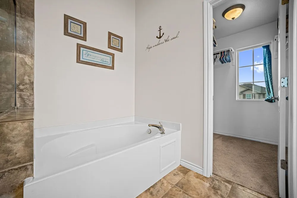 2201 Mangrove Portland, TX 78374