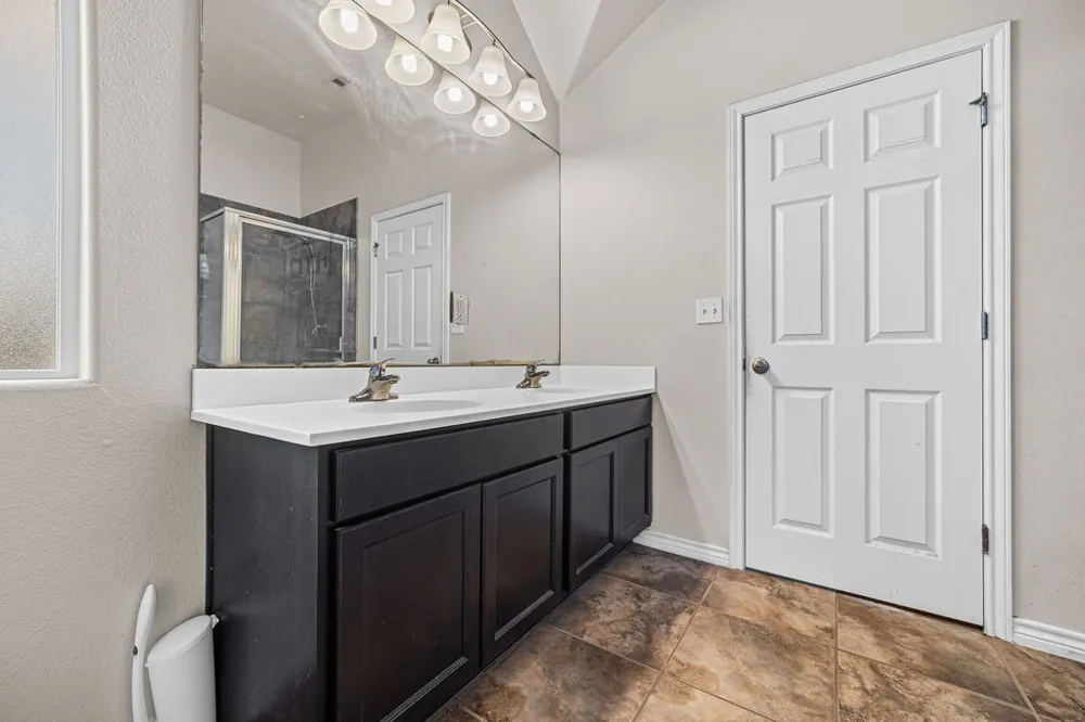 2201 Mangrove Portland, TX 78374