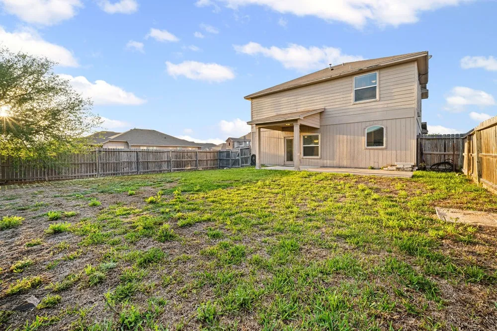 2201 Mangrove Portland, TX 78374