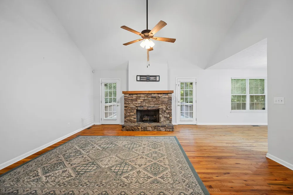 109 Oak Ridge Drive LaFayette, GA 30728