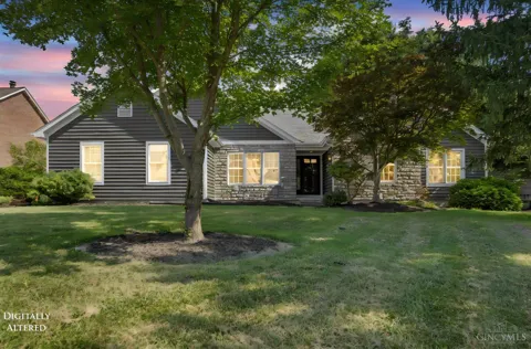 7147 Brightwaters Court