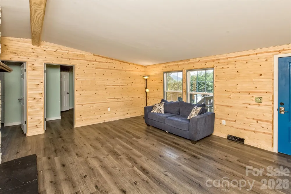 25 Asa Court Black Mountain, NC 28711