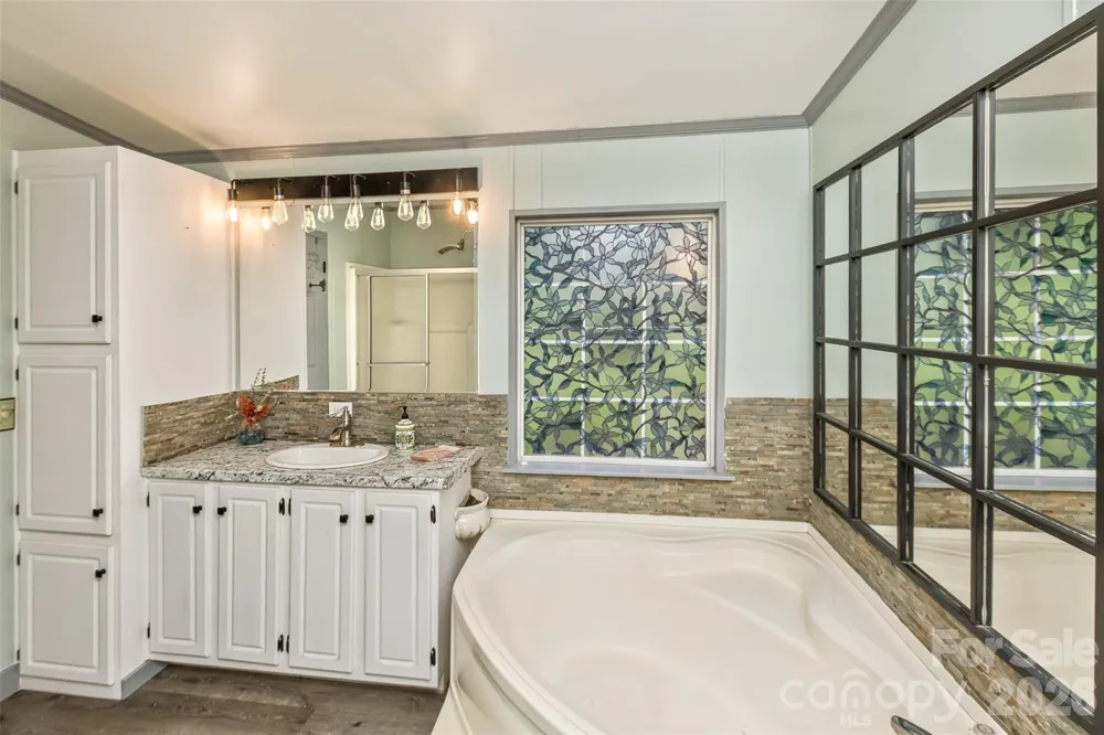 25 Asa Court Black Mountain, NC 28711