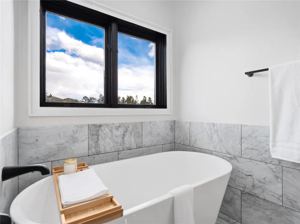 1799 Falcon Drive Silverthorne, CO 80498