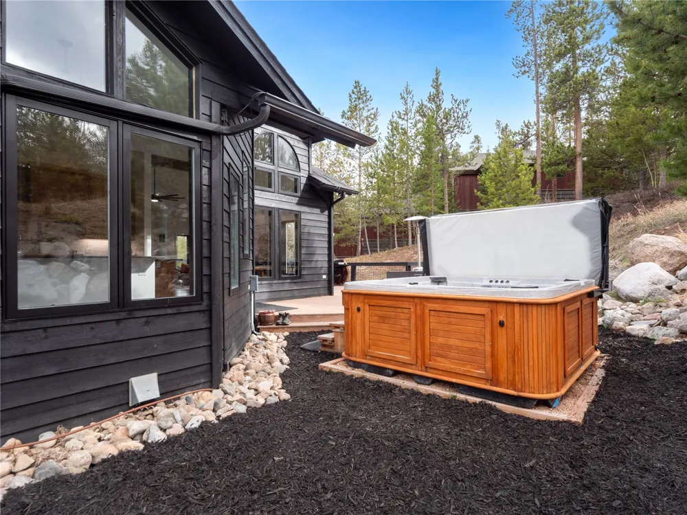 1799 Falcon Drive Silverthorne, CO 80498