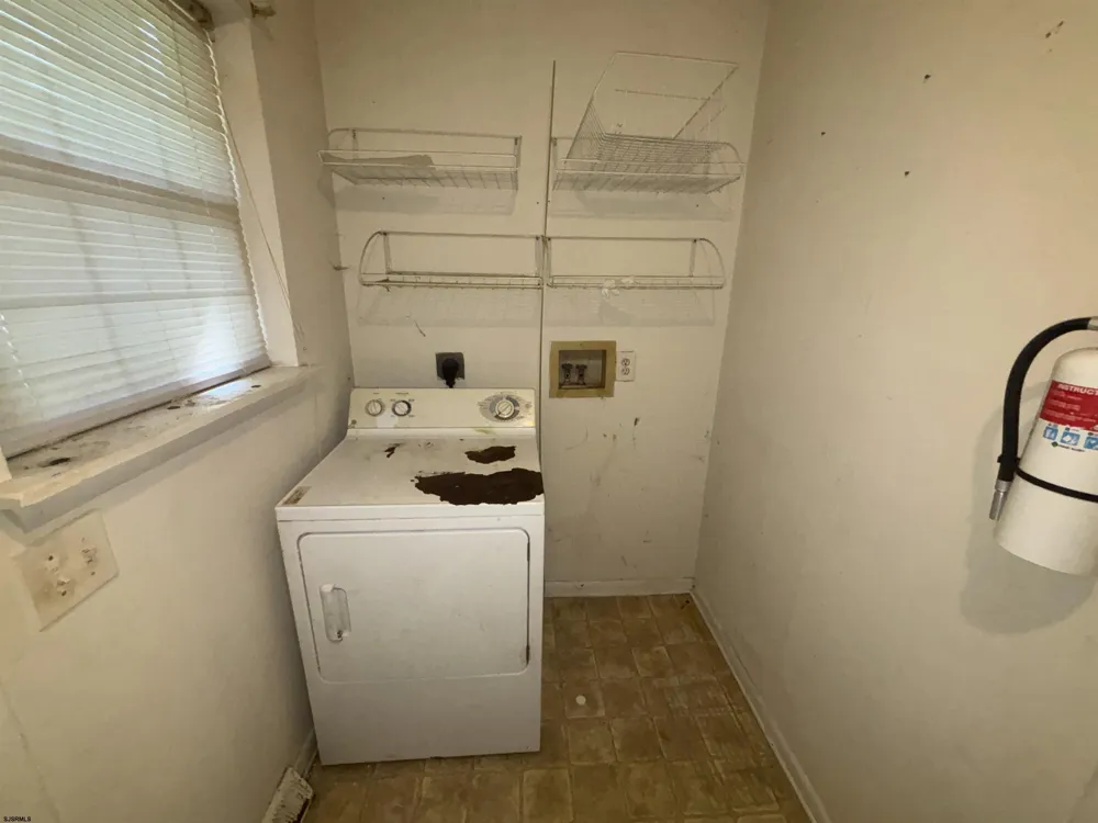 21G Oyster Bay Road Absecon, NJ 08401