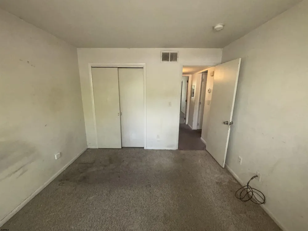 21G Oyster Bay Road Absecon, NJ 08401
