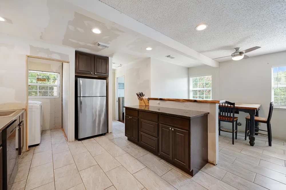 13905 Debbie Lane Quinlan, TX 75474