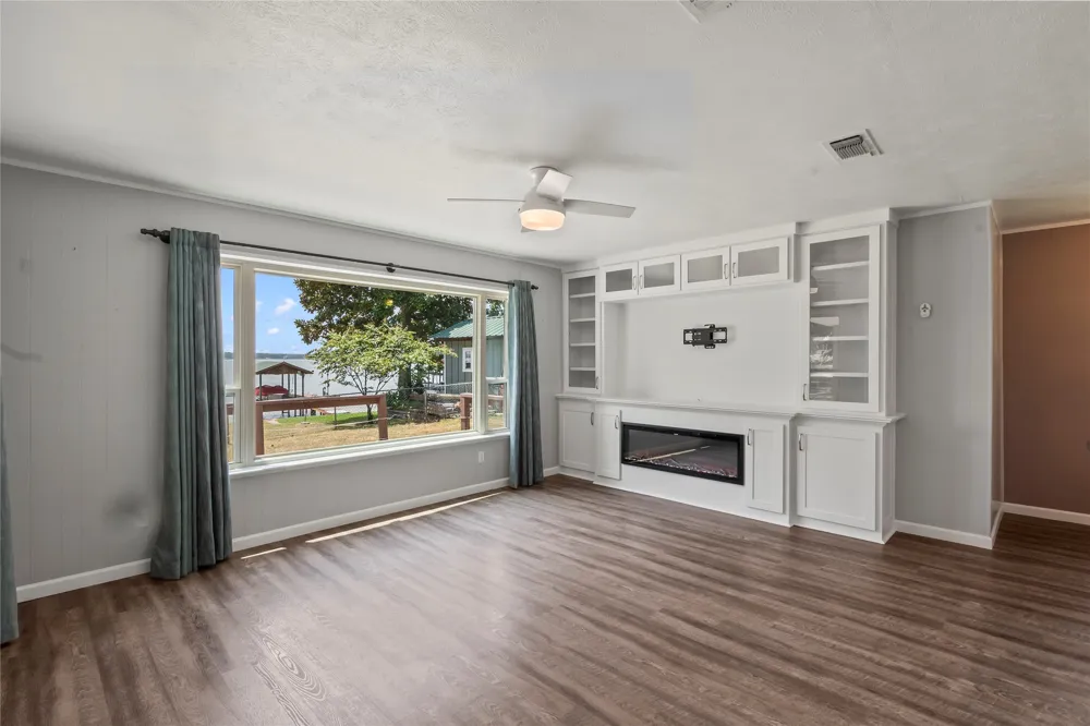 179 Autumn Wood Trail Gun Barrel City, TX 75156
