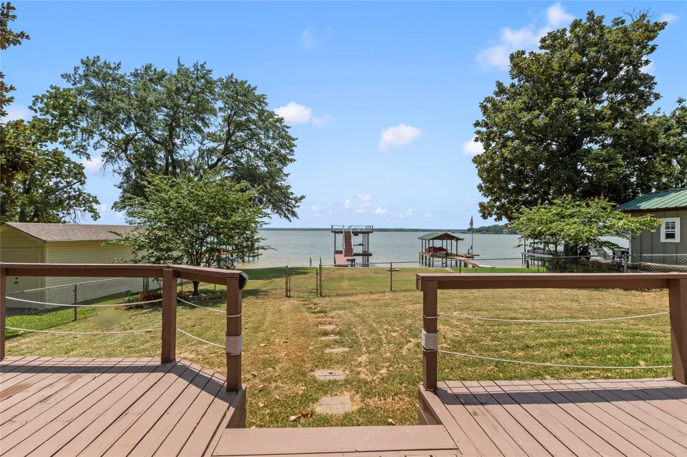 179 Autumn Wood Trail Gun Barrel City, TX 75156