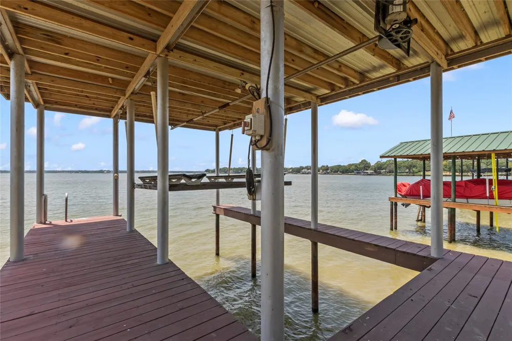 179 Autumn Wood Trail Gun Barrel City, TX 75156
